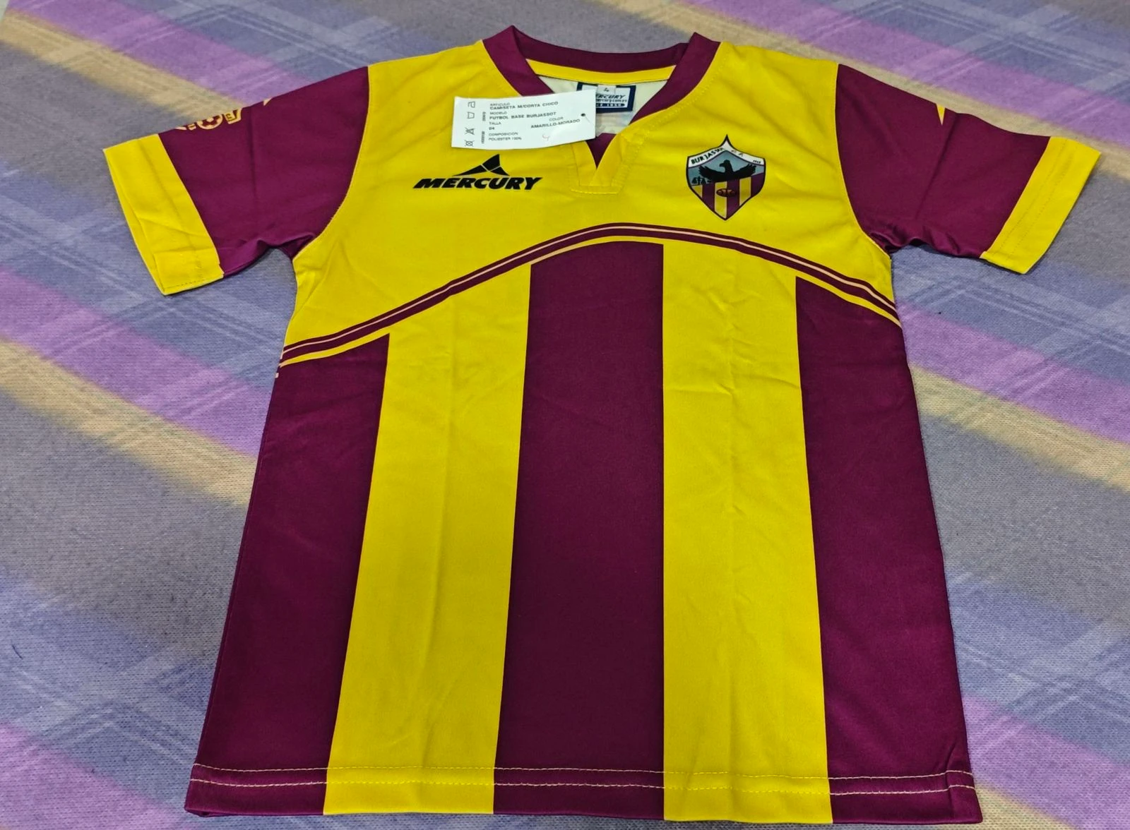 Camiseta del Burjassot CF. Talla 4 años.